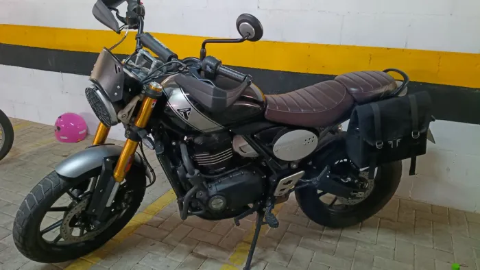Vendo ou Troco - Triumph Scrambler 400 X