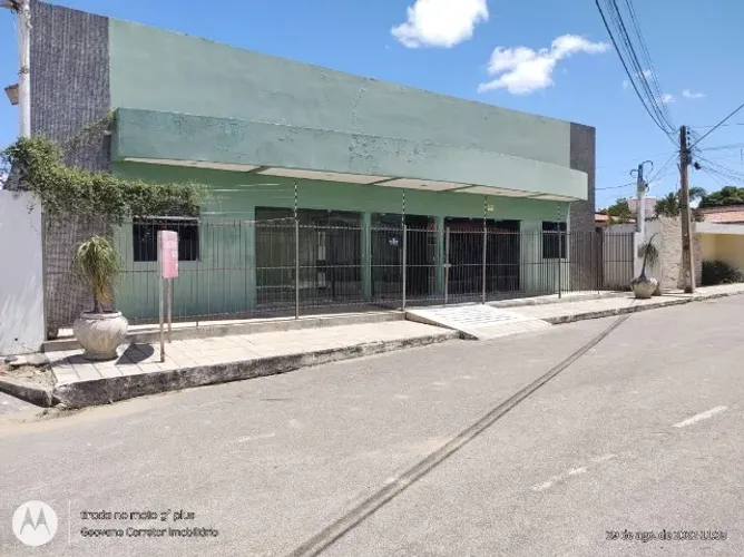 Prédio comercial. Ideal para consultórios,clínica,escola e empresas etc