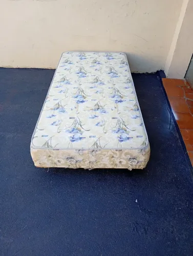 cama box solteiro