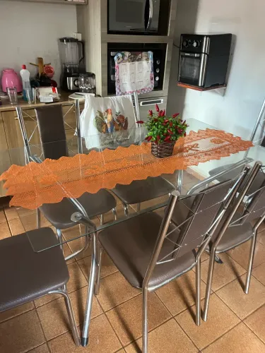 Mesa de 6 cadeiras