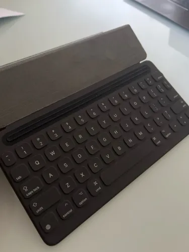 Magic Keyboard para Apple iPad Pro de 11