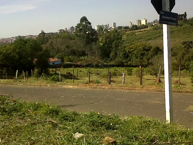Terreno Área em Botucatu