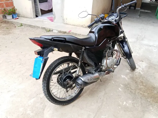 Moto a venda e troco por carro do mesmo valor 11.200