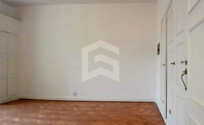 Apartamento para Venda em Rio de Janeiro, Copacabana, 4 dormitórios, 2 banheiros, 1 vaga