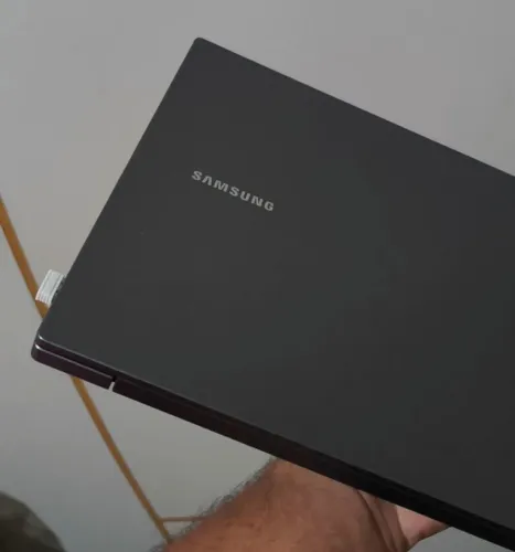 Vendo ou troco Notebook Samsung Book