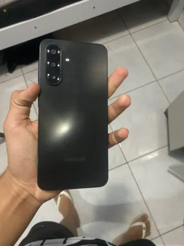 Samsung A17 128g (com o display queimando)