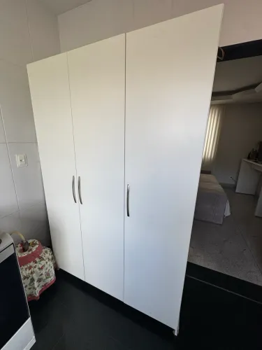 Multiuso planejado em MDF branco