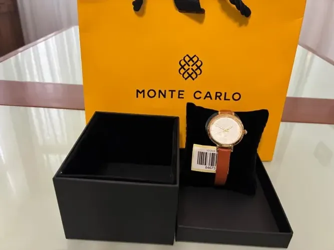 Relógio Monte Carlo feminino