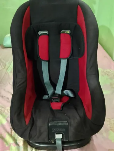 Vende-se cadeirinha voyage bebe conforto