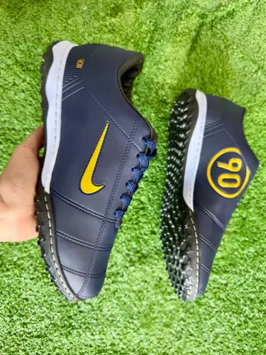 Chuteira de Futsal Total 90