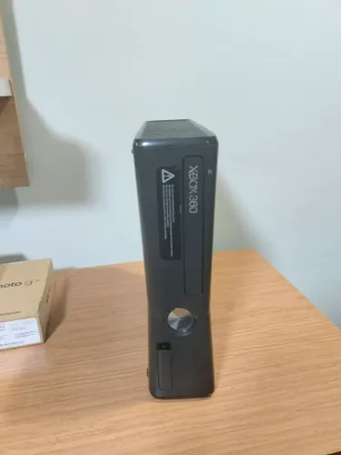 Xbox 360 Slim 4gb