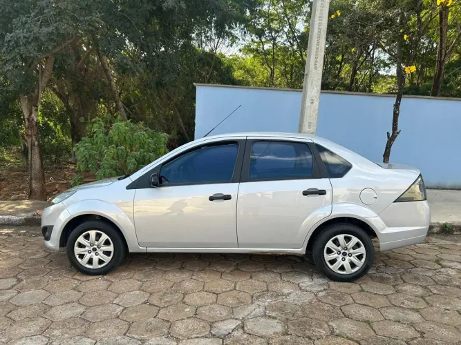 Ford Fiesta Sed. 1.6 8V Flex 4P 2011
