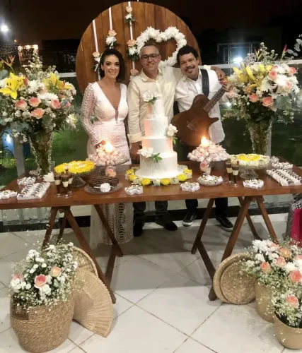 Voz e violão com o cantor Pescador