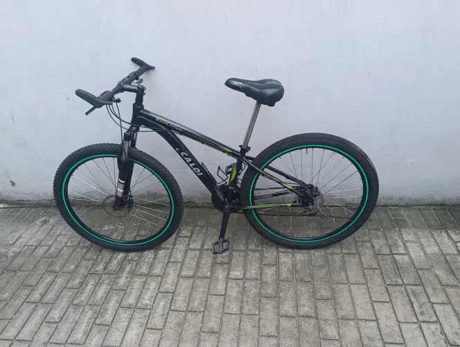 Bicicleta Caloi Explorer aro 29