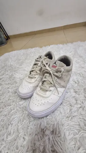 Tenis Air Jordan Branco