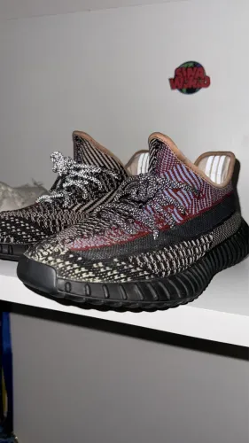 YEEZY 350 V2 YECHEIL NON-REFLECTIVE