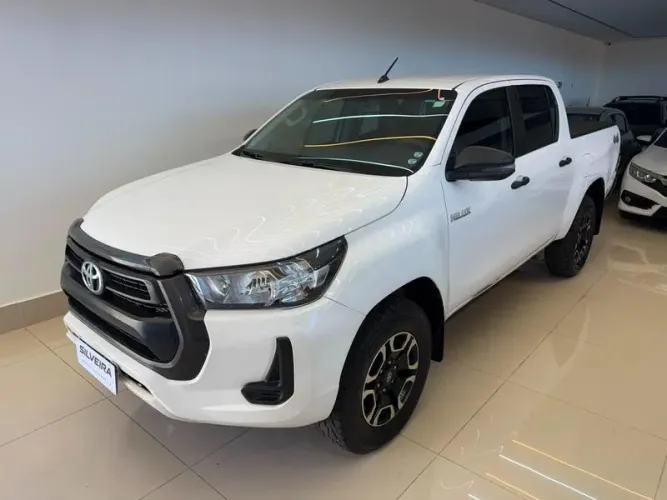 Toyota Hilux CD 4X4 2.8 Diesel Mec. 2021