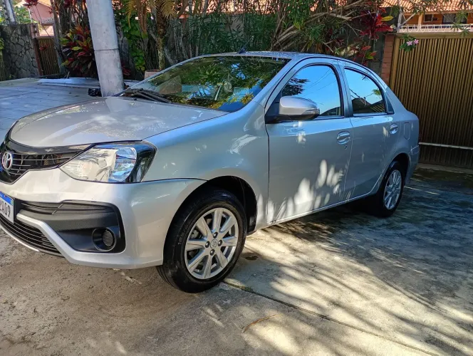 Toyota Etios X Plus Sedan 1.5 Flex 16V 4P Aut. 2020