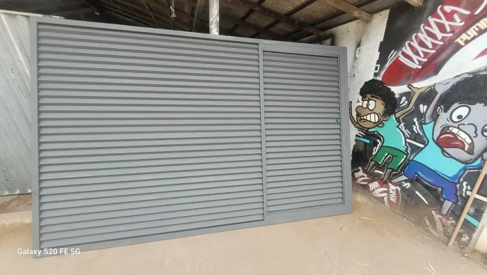 Vende se Portão em até 10x no cartão