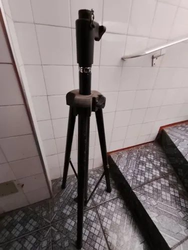 Par Tripé para Caixa de Som