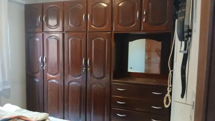 Guarda roupa madeira maciça MAÇARANDUBA para filhos e netos.