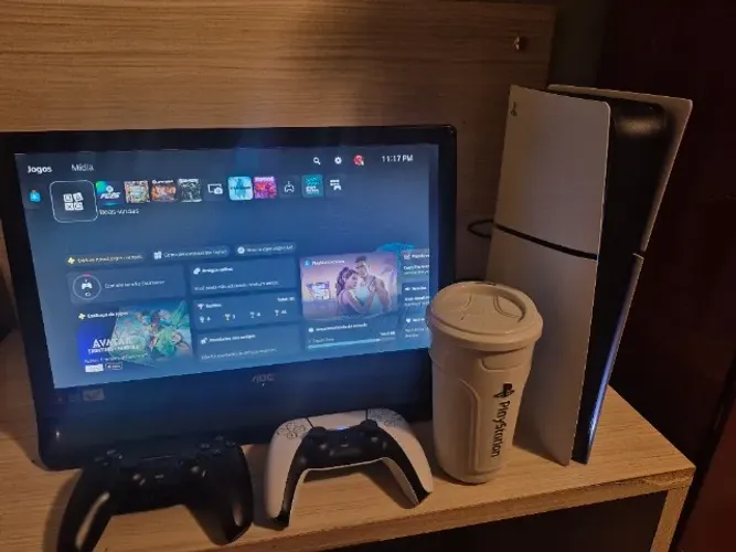 Play 5 com jogos e monitor