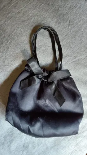 Bolsa pequena cetim