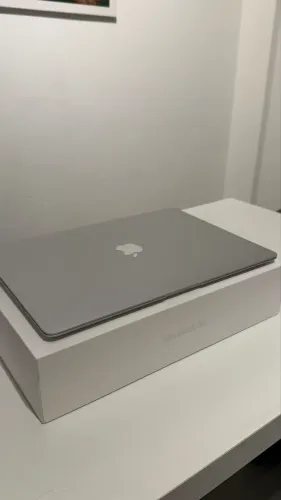 MACBOOK AIR - M1 (2020) 13?pol
