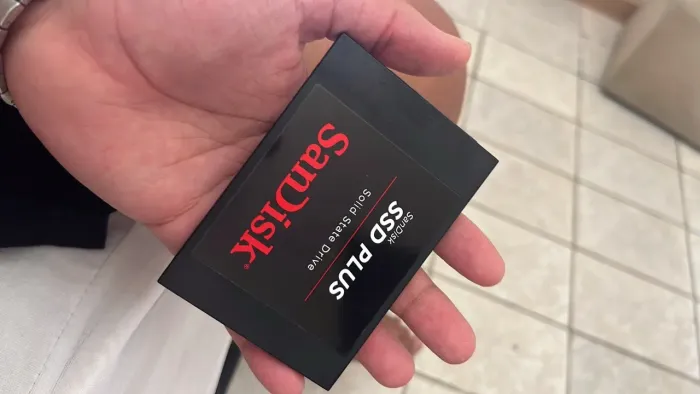 SSD 1t sata 6g/s