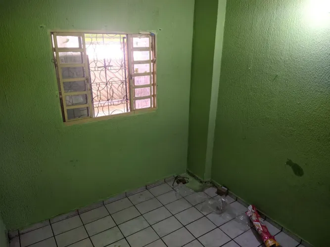 Aluga- se imóvel em Dileto Pirex. Conjunto Vila da Barra, casa 3, antiga Rua H