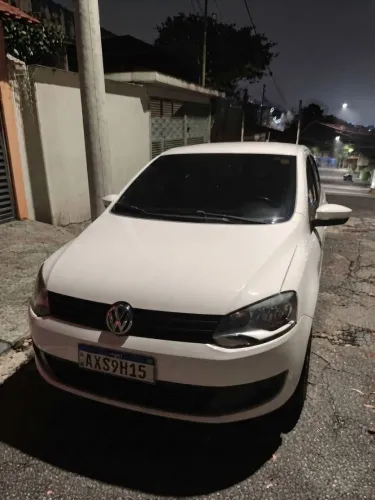 Volkswagen Fox 1.0 MI Total Flex 8V 5P 2014