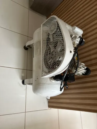 Compressor odontológico 