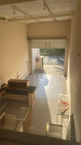 Ponto Comercial Galpão/ Barracão para alugar no bairro Santa Terezinha em Piracicaba