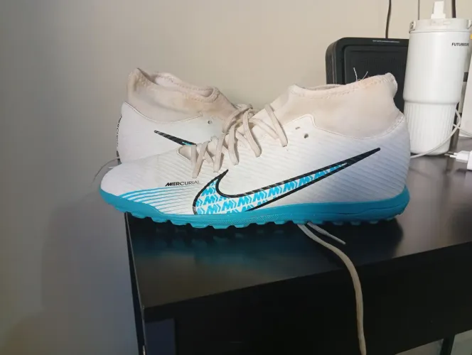Chuteira Mercurial Superfly 9 Club Society