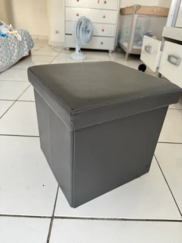 Pufe cinza (baú)