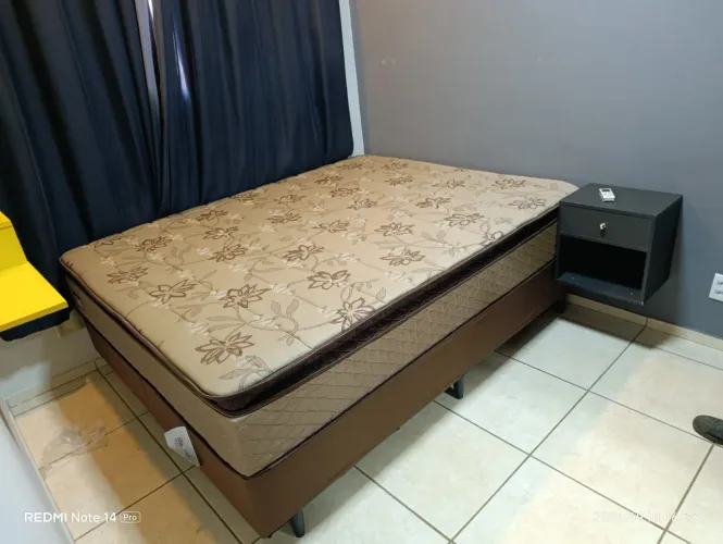 Cama queen com colchão de 33 com Pilão top