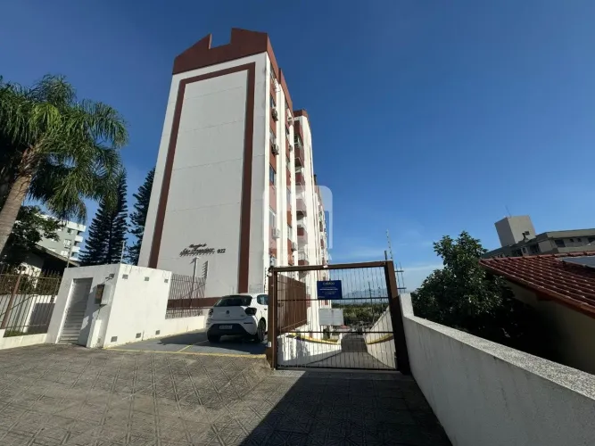Apartamento 2 quartos no Saco dos Limões