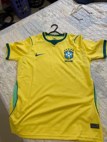 Camisa Brasil modelo torcedor