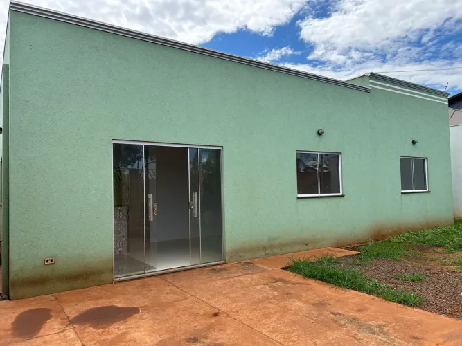 Vendo casa no Parque dos Sabiás, aceito proposta e carro no negócio.