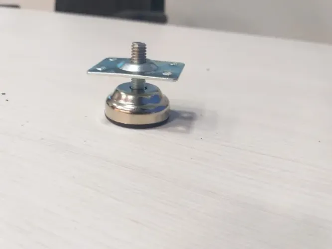 Sapata Niveladora Pé Nivelador Para Moveis Com Chapa (1.000unds)
