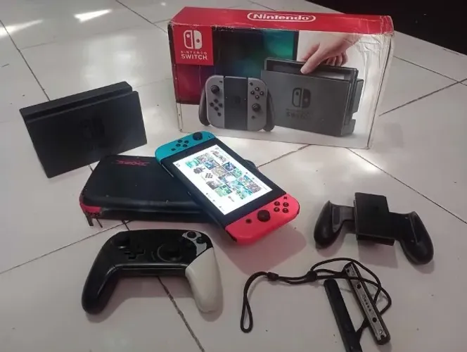 Nintendo Switch V1 Desbloq Com Cartão de 512 GB