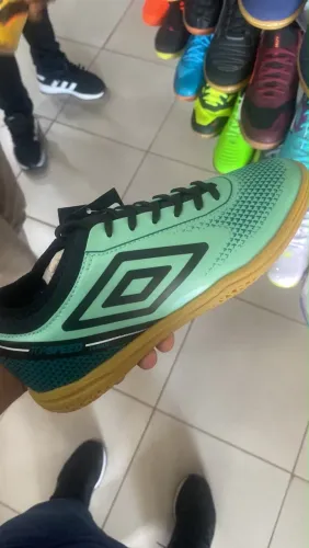 chuteira futsal umbro