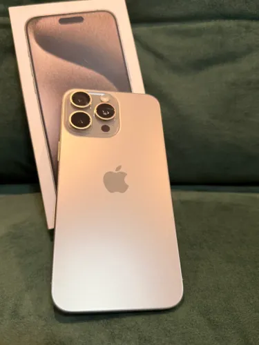 iPhone 15 pro Max 256gb