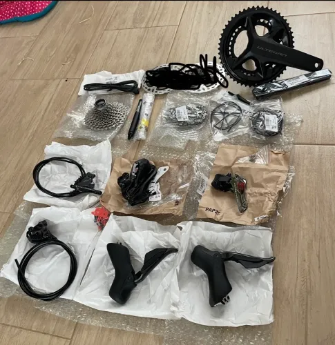 Grupo Shimano Ultegra r8170 Di2 Eletrônico zerado