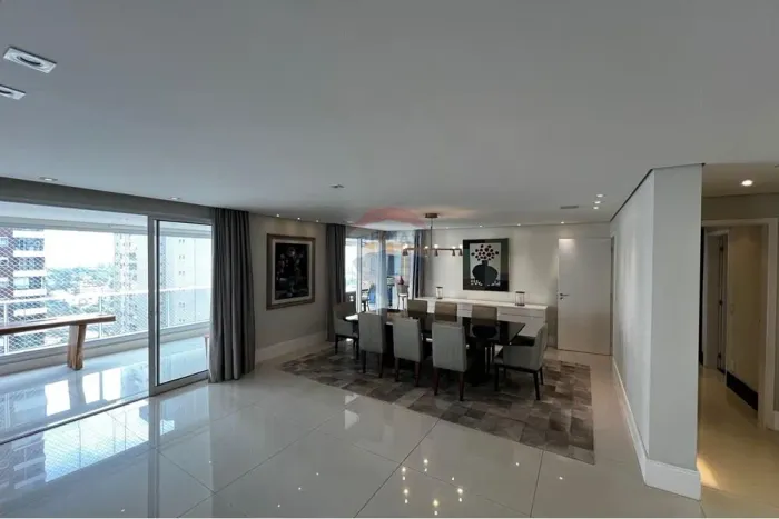 Apartamento para locação no Campo Belo, São Paulo com 370 metros quadrados