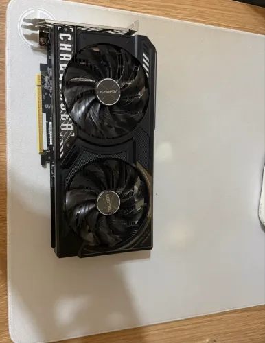 AsRock RX 9060 XT 16GB - 3 MESES DE USO APENAS