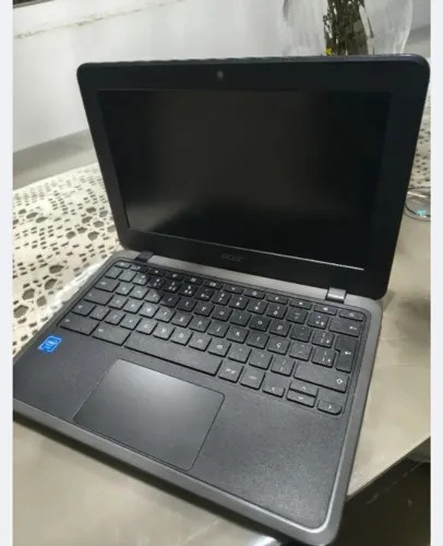 Acer Chromebook 311 C733-C607 4GB RAM 32GB - Excelente Estado