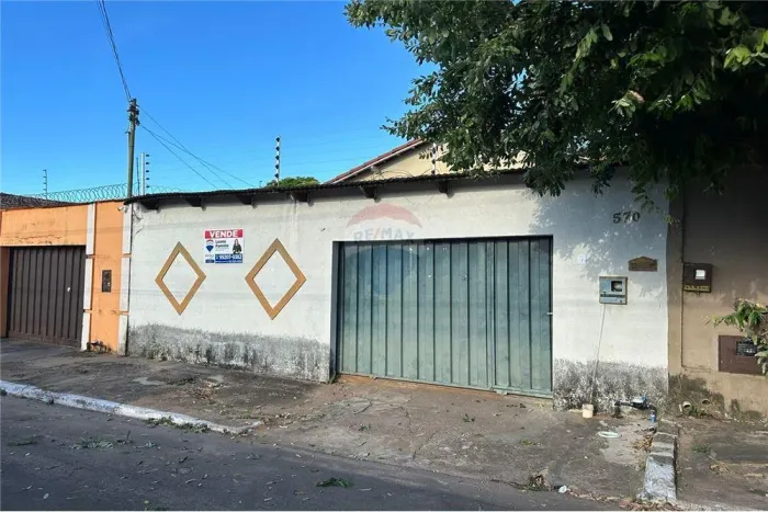 Casa à Venda | 4 Quartos | Suíte | Varanda | Bairro São João | Araguaína -TO