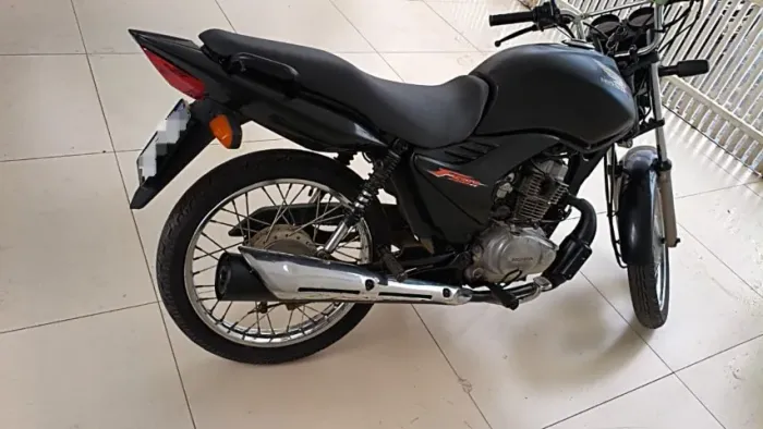 FAN 125 2011 ES (Partida elétrica) R$ 5.200,00