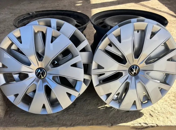 Vendo jogo de calotas T Cross SENSE aro 16 VW